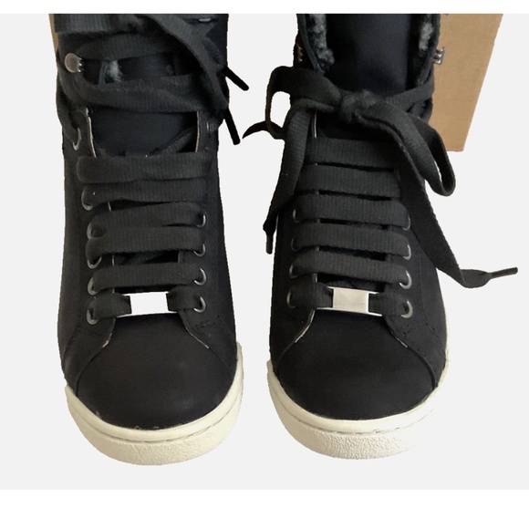 FINAL SALE πUGG Starlyn Leather Sneakers Black Shearling Lined NEW * - Picture 6 of 16